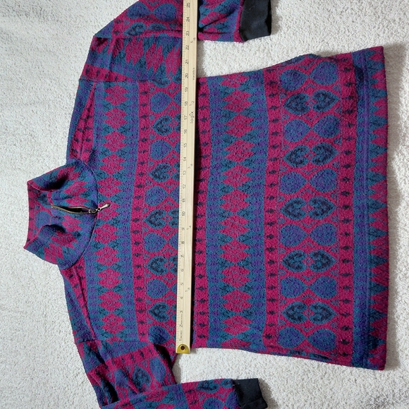 Women's Patterned Zip-Up Sweater - Pink and Blue trendy granola - Picture 5 of 8